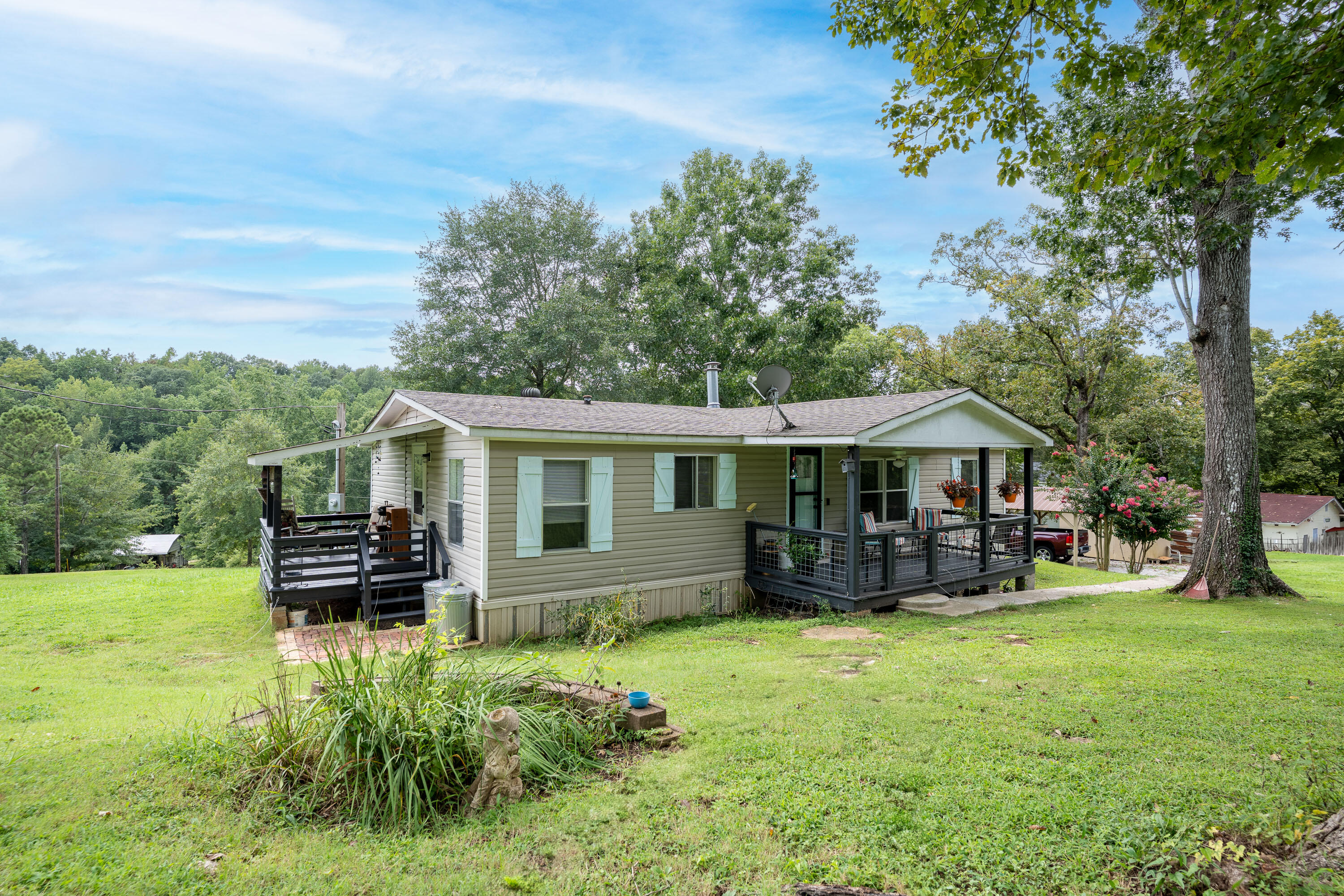 Wildwood, Georgia 30757, United States, 3 Bedrooms Bedrooms, ,2 BathroomsBathrooms,Residential,Active,192367