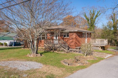 Tiny photo for 2804 Taft Highway, Signal Mountain, TN 37377 (MLS # 1524017)