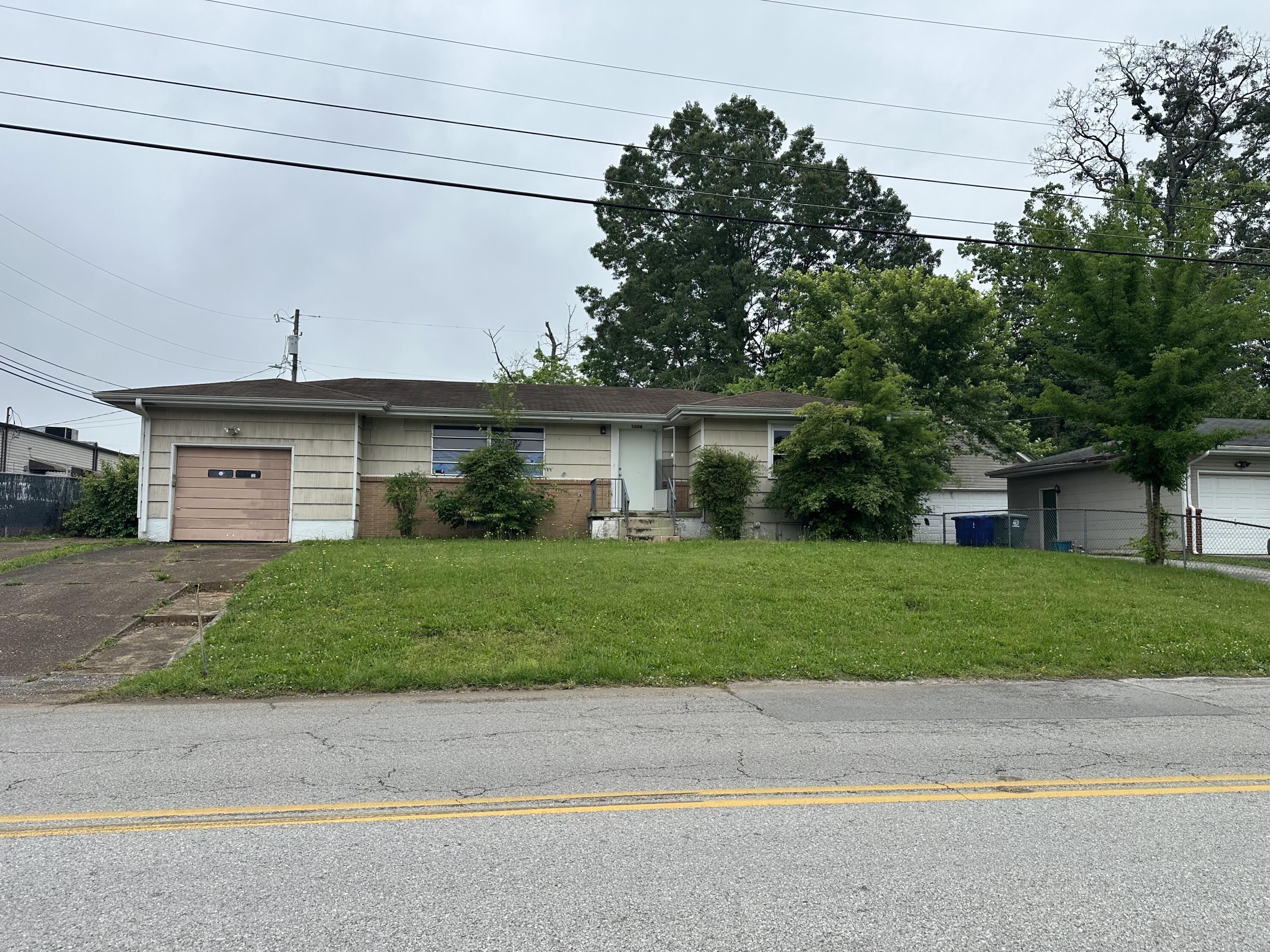 1504 Cloverdale Drive, Hixson, Tennessee image 1