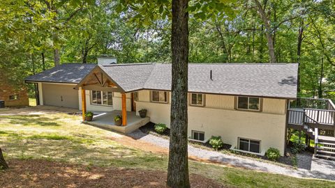 Tiny photo for 2605 Avalon Hill, Chattanooga, TN 37415 (MLS # 1527522)