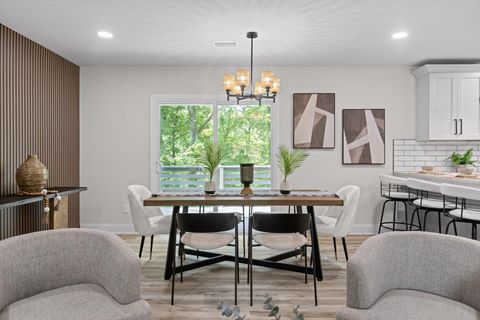 Tiny photo for 2605 Avalon Hill, Chattanooga, TN 37415 (MLS # 1527522)