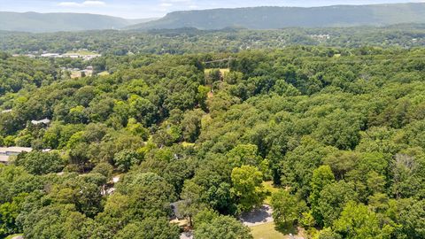 Tiny photo for 2605 Avalon Hill, Chattanooga, TN 37415 (MLS # 1527522)