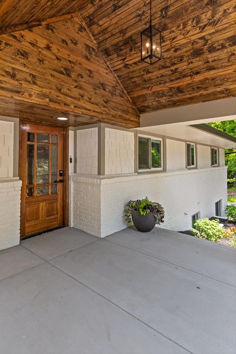 Tiny photo for 2605 Avalon Hill, Chattanooga, TN 37415 (MLS # 1527522)