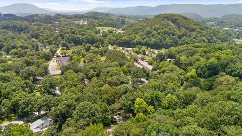 Tiny photo for 2605 Avalon Hill, Chattanooga, TN 37415 (MLS # 1527522)