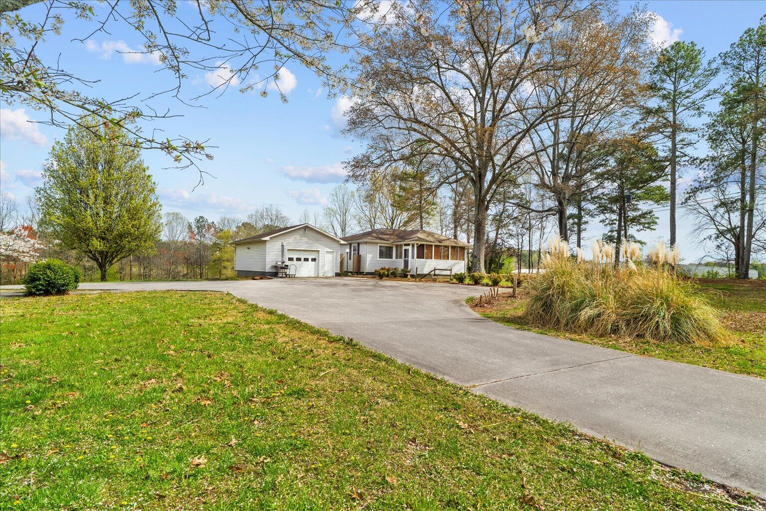 205 Polk Way, Dalton, Georgia image 2