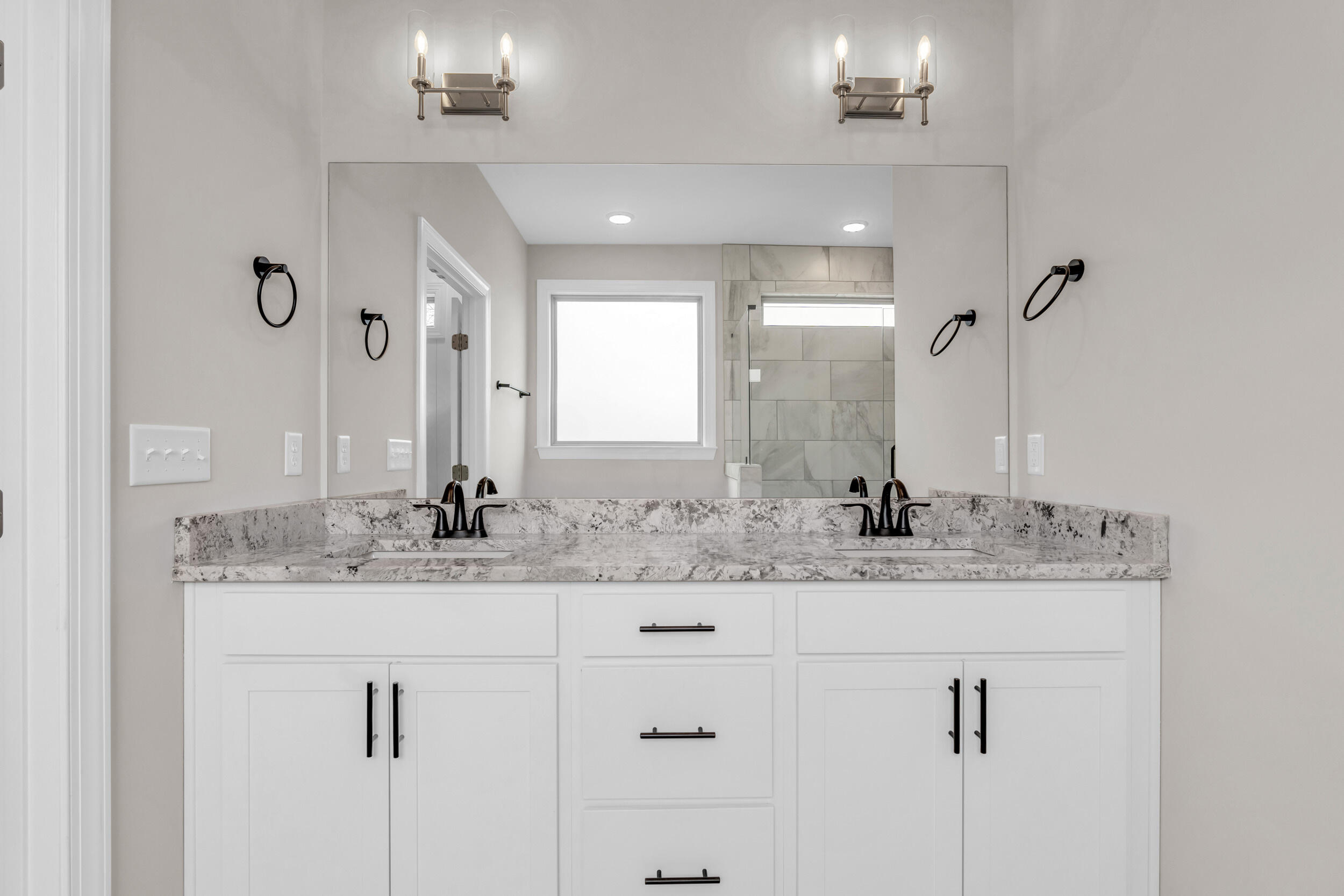 8920 Little Pine Lane, Ooltewah, Tennessee image 25
