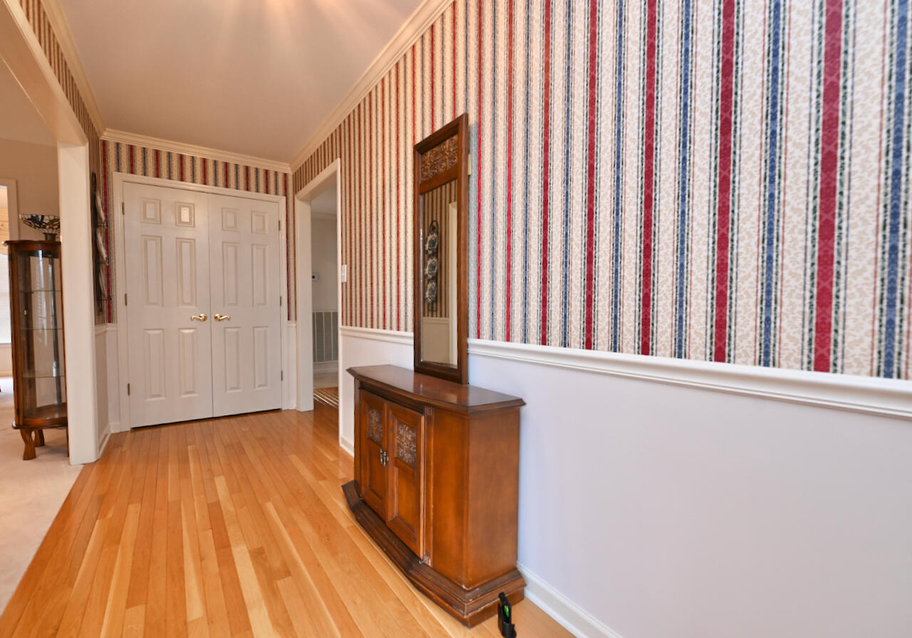 3638 Bowman Circle Drive NE