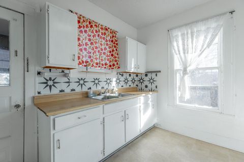 Tiny photo for 1314 Dallas Road, Chattanooga, TN 37405 (MLS # 1527593)