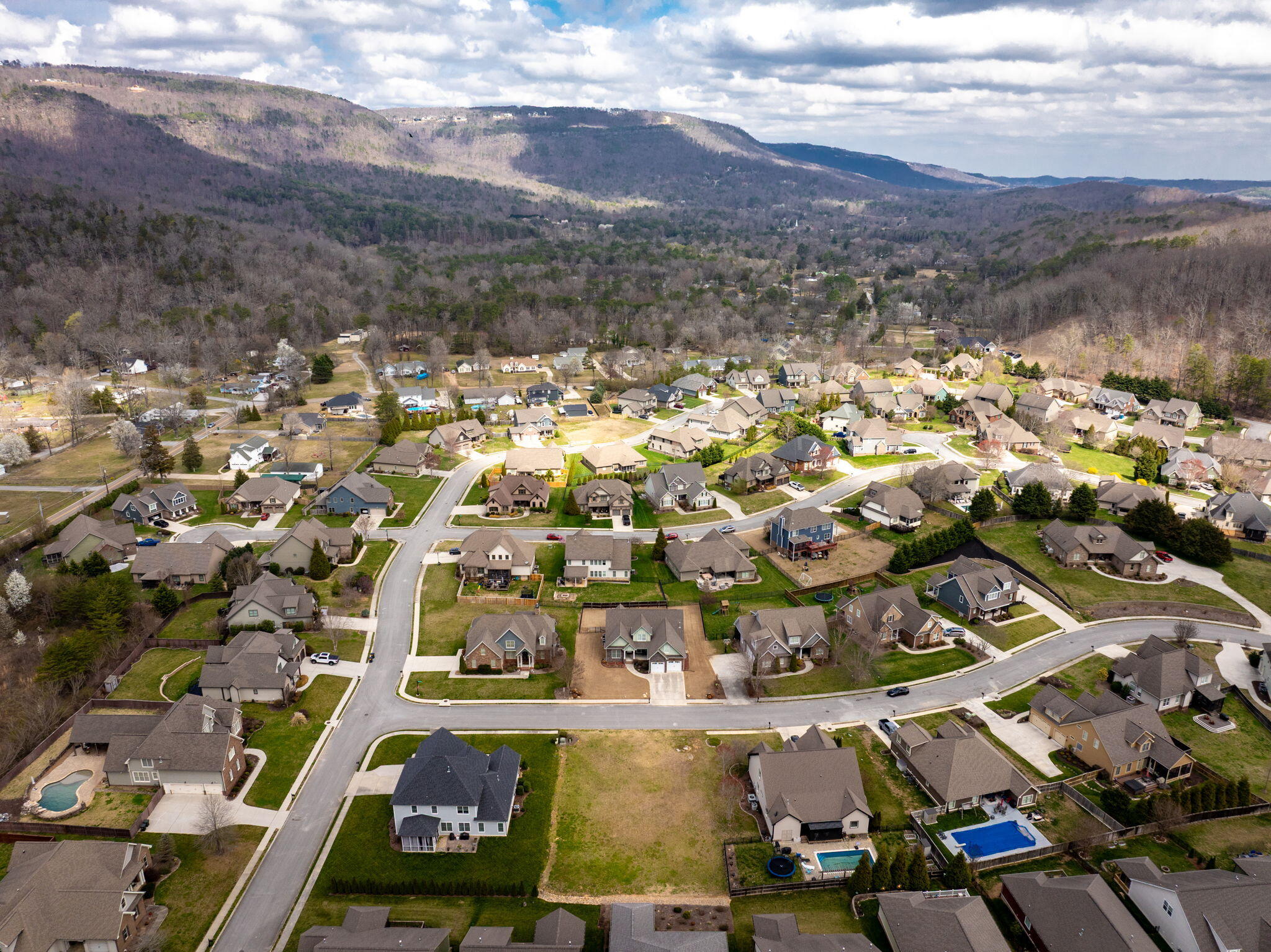 676 Clear Canyon Drive, Hixson, Tennessee image 7