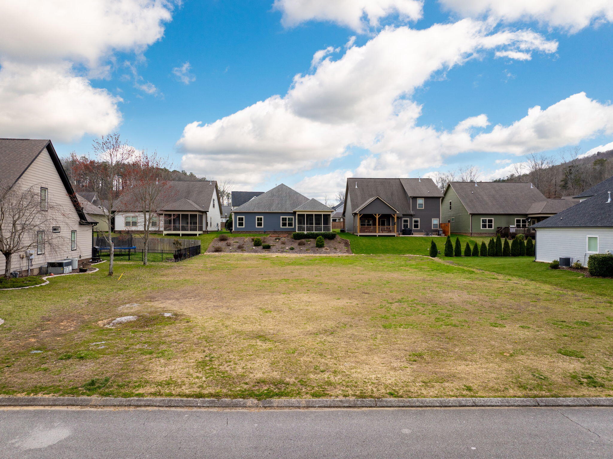 676 Clear Canyon Drive, Hixson, Tennessee image 1