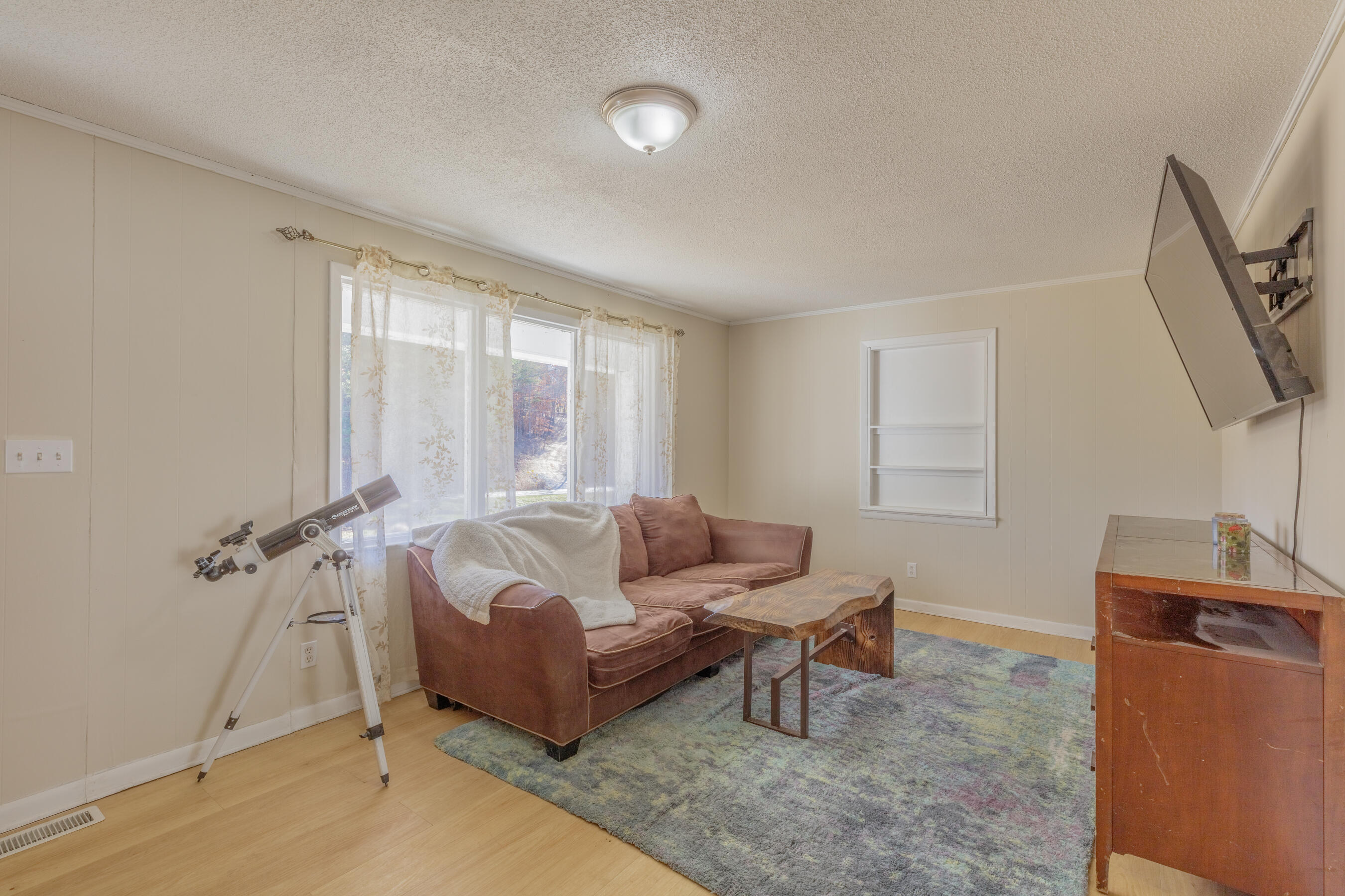 1144 Ridgeway Road