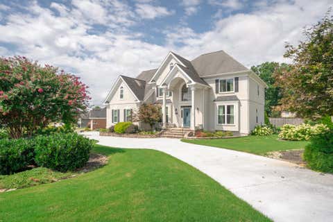 Photo of 2421 Laurelton Creek Lane, Chattanooga, TN 37421 (MLS # 1540372)