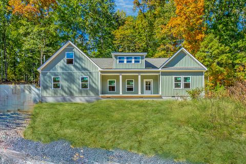 Photo of 417 Bluebird Circle, Chattanooga, TN 37412 (MLS # 1522908)