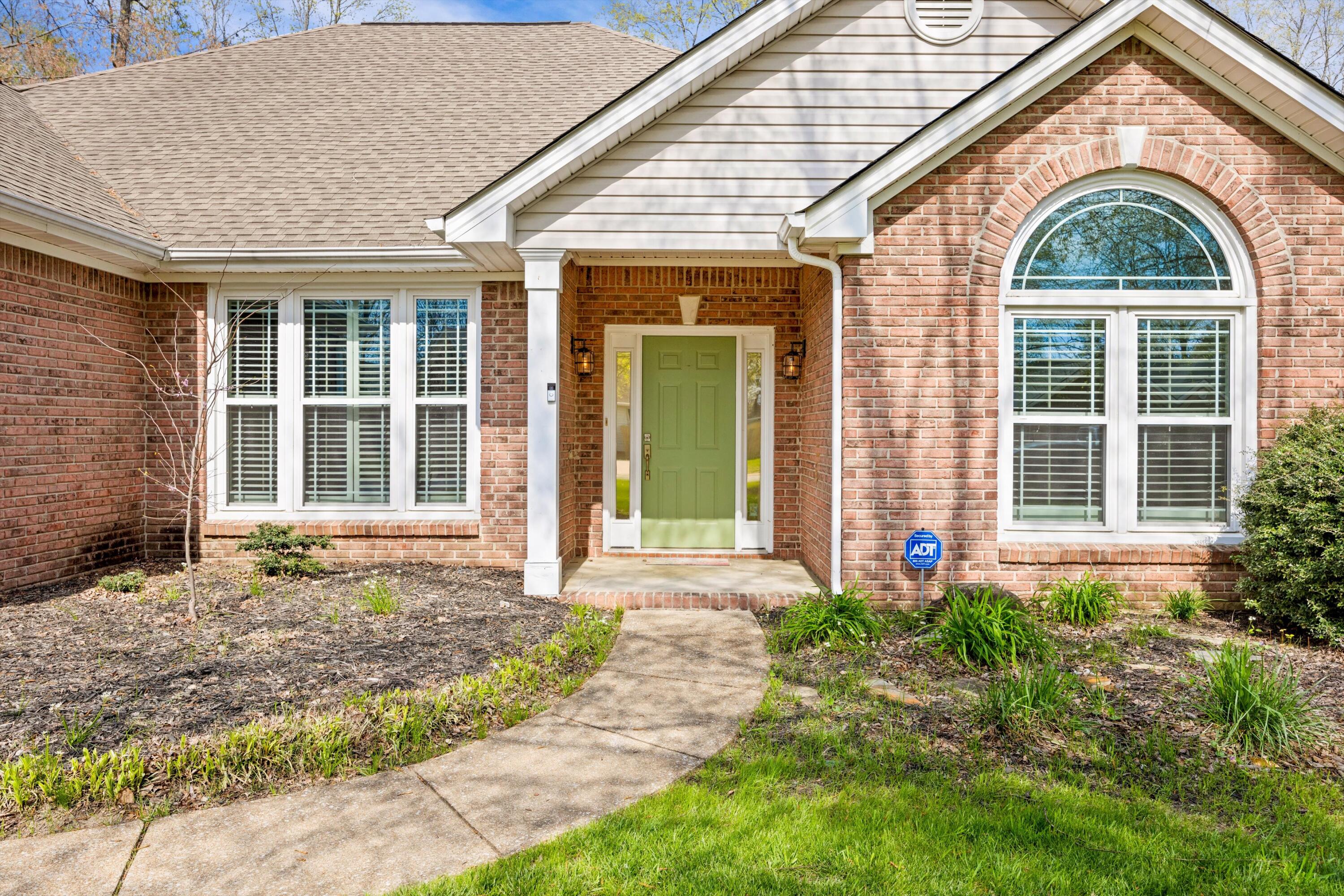 1621 Gunston Hall Road