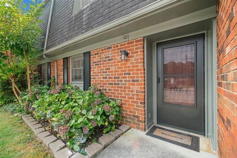 1961 Meadowbrook Circle NW Dalton GA 30720