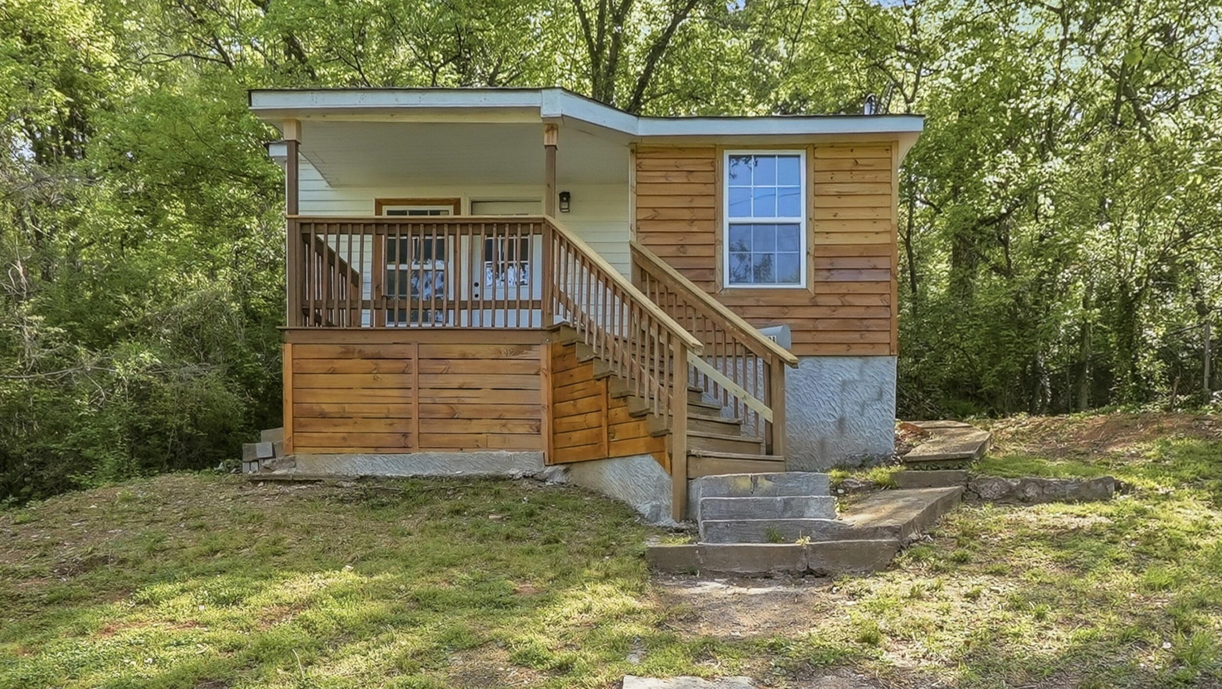 2428 Campbell St-1