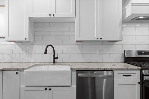 Tiny photo for 815 Wellstone Drive, Chattanooga, TN 37405 (MLS # 1528525)