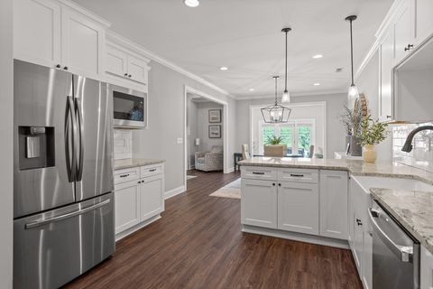 Tiny photo for 815 Wellstone Drive, Chattanooga, TN 37405 (MLS # 1528525)