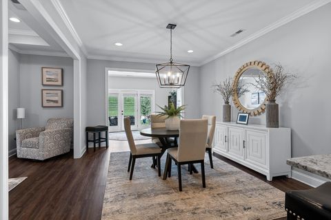 Tiny photo for 815 Wellstone Drive, Chattanooga, TN 37405 (MLS # 1528525)