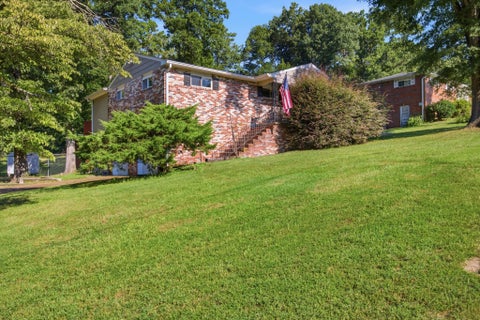 Photo of 185 Diane Lane, Fort Oglethorpe, GA 30742 (MLS # 1540181)