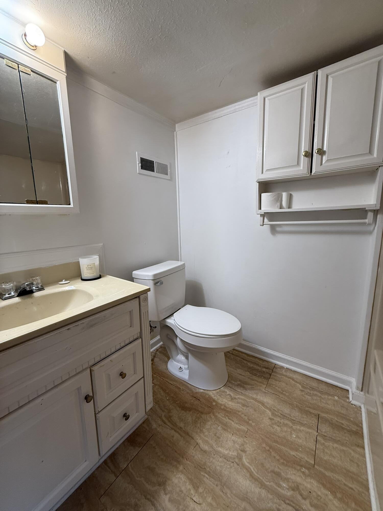 Trenton, Georgia 30752, United States, 2 Bedrooms Bedrooms, ,1 BathroomBathrooms,Residential,Active,238067