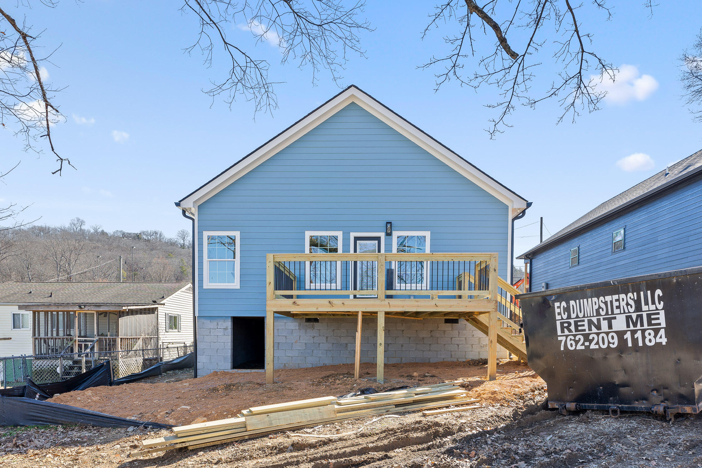 Chattanooga, Tennessee 37406, United States, 3 Bedrooms Bedrooms, ,2 BathroomsBathrooms,Residential,Contingent,9055