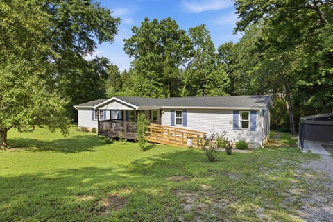 Homes For Sale - 1713 Santa Barbara Circle<br/> Soddy Daisy, TN 37379