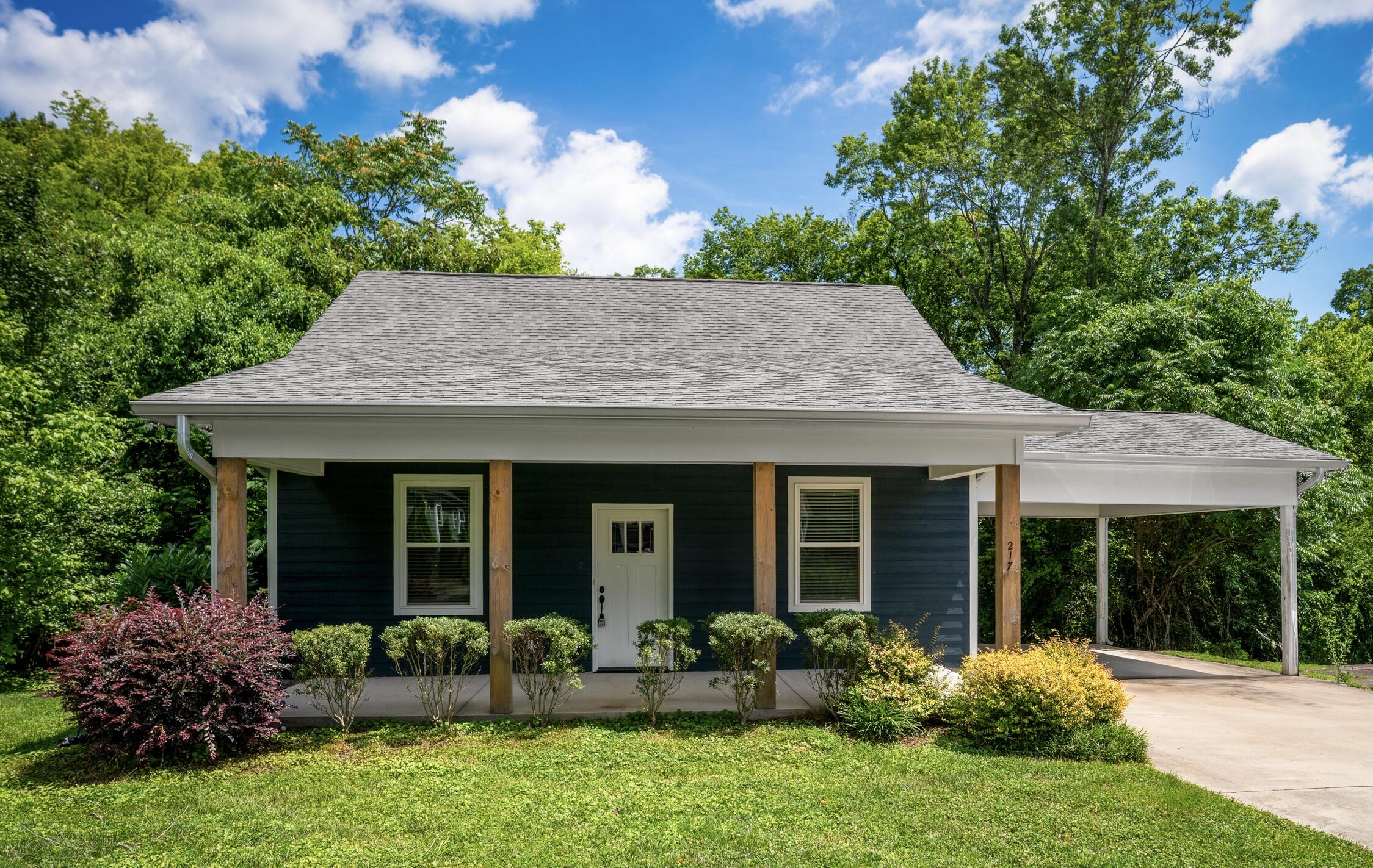 Photo 1 of 30 — 217 Vreeland Street, Chattanooga, TN 37415