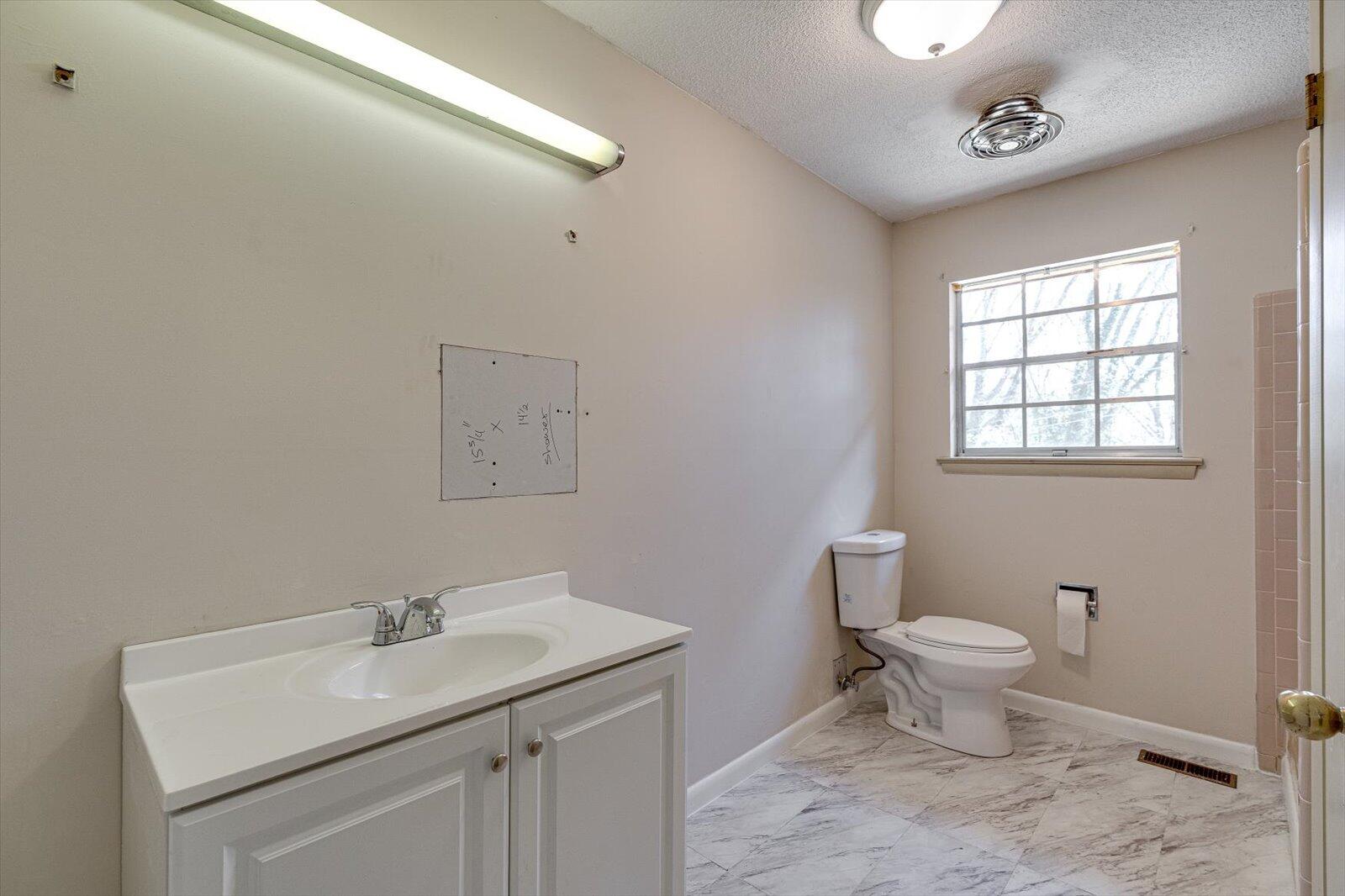 8842 Lake Crest Circle, Chattanooga, Tennessee image 14