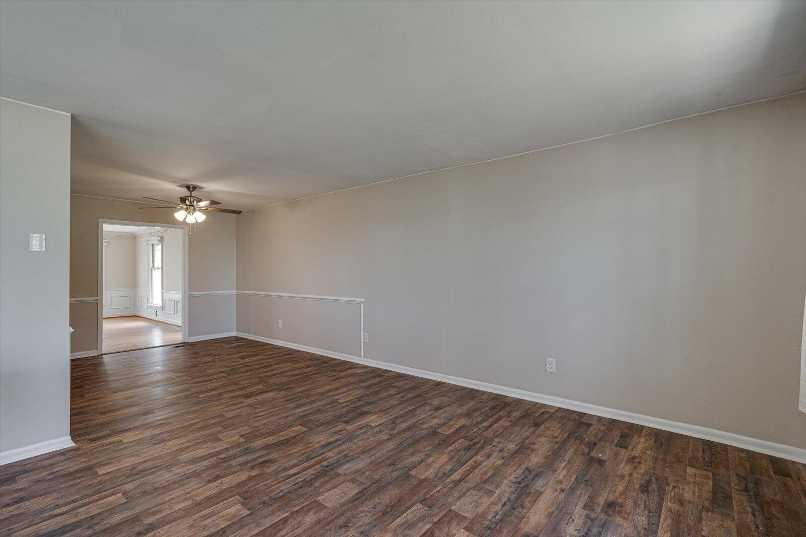 8842 Lake Crest Circle, Chattanooga, Tennessee image 6