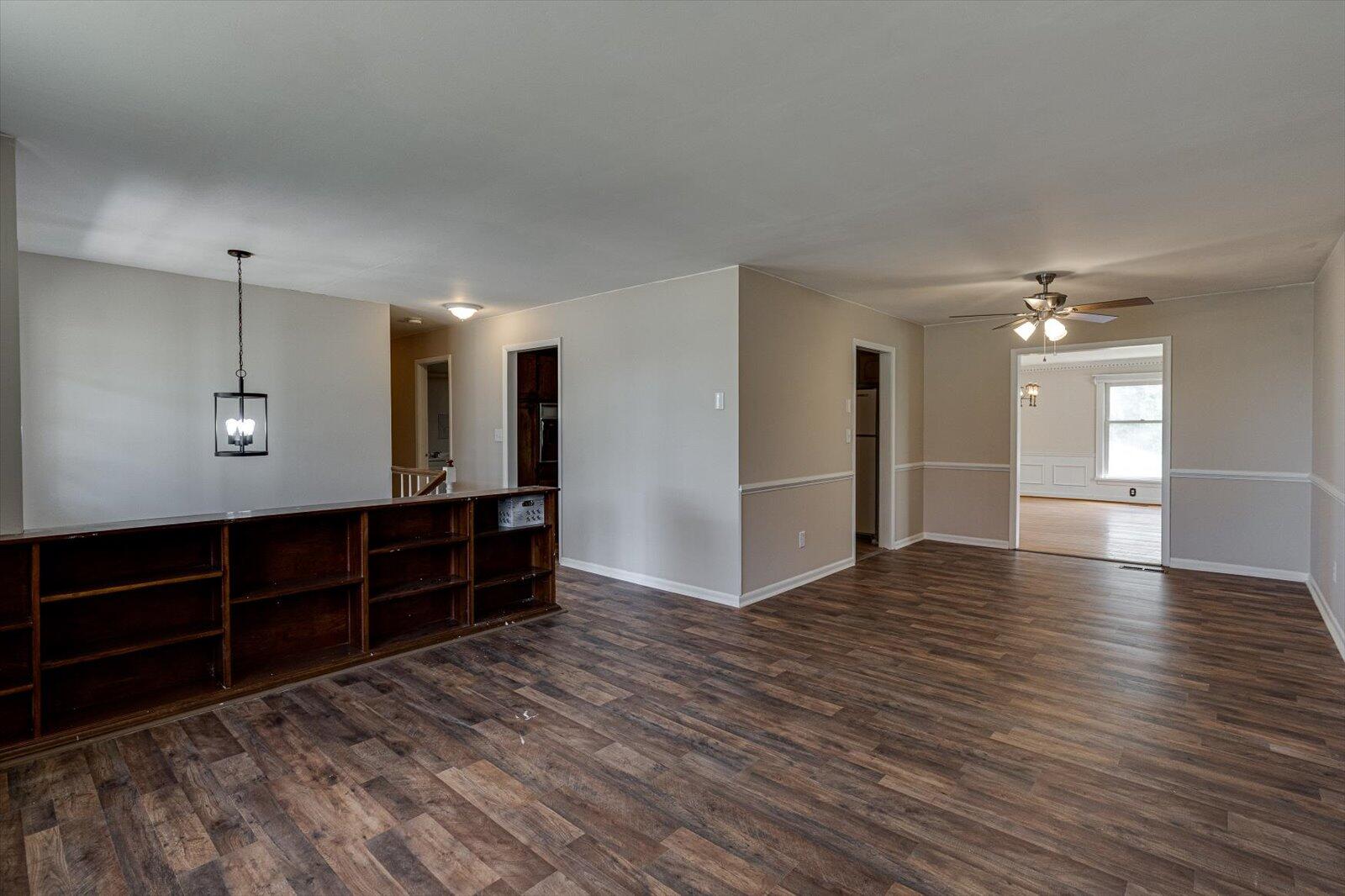 8842 Lake Crest Circle, Chattanooga, Tennessee image 4