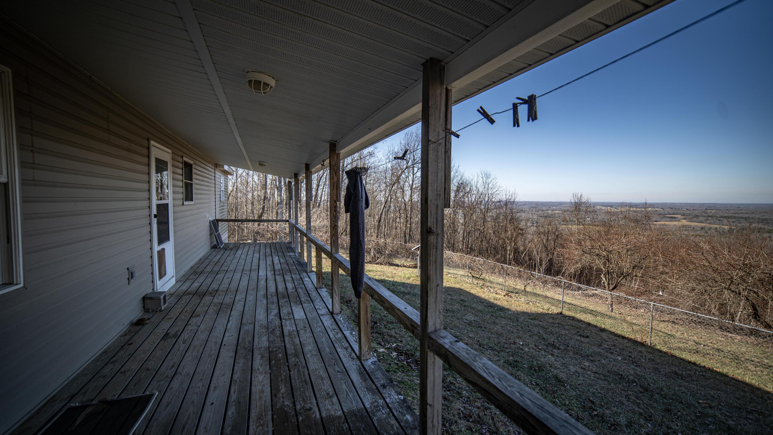 000 Hinch Mountain Road, Crossville, Tennessee image 5