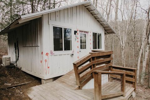 Tiny photo for 587 Lakes Road, Tracy City, TN 37387 (MLS # 1529612)