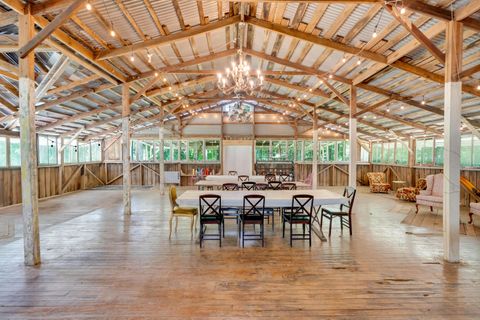 587 Lakes Road Tracy City TN 37387