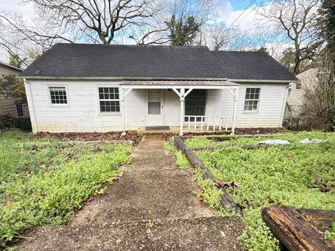 Photo of 3800 Kingwood Circle, Chattanooga, TN 37412 (MLS # 1530338)