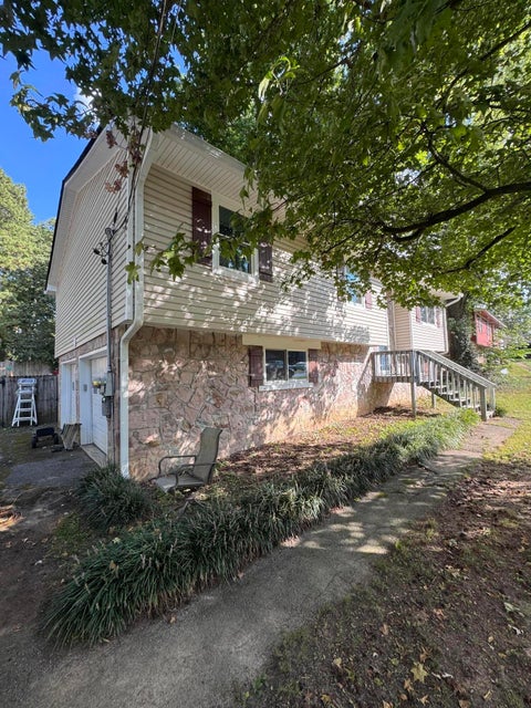 Photo of 6326 Celtic Drive, Chattanooga, TN 37416 (MLS # 1542945)