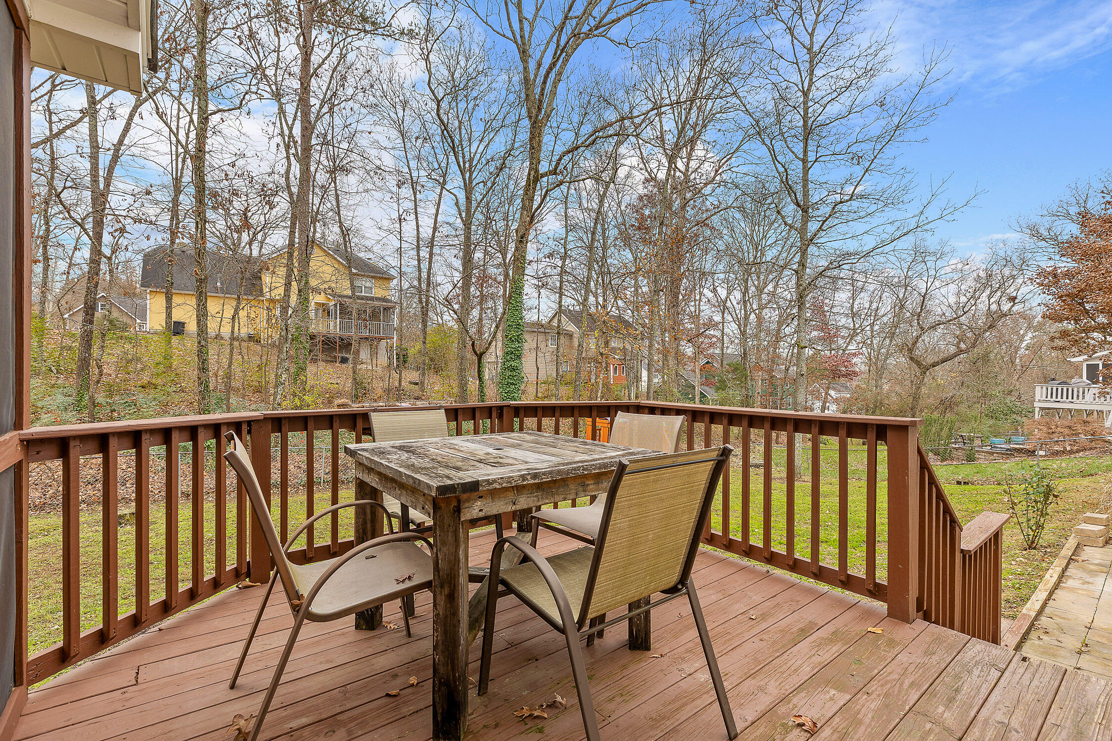 Chattanooga, Tennessee 37421, United States, 4 Bedrooms Bedrooms, ,3 BathroomsBathrooms,Residential,Contingent,25115