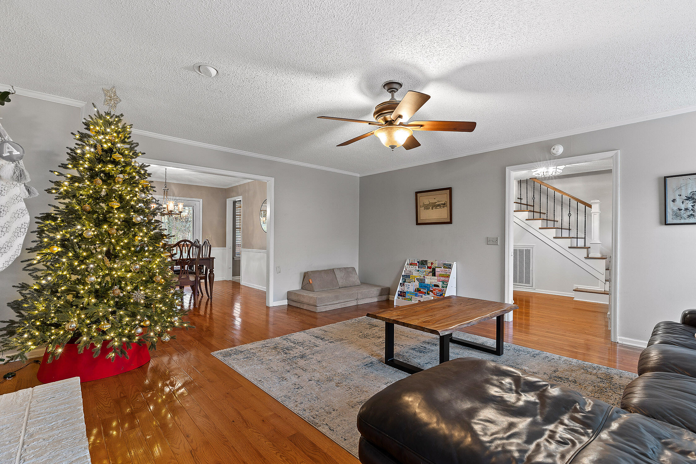 Chattanooga, Tennessee 37421, United States, 4 Bedrooms Bedrooms, ,3 BathroomsBathrooms,Residential,Contingent,25115