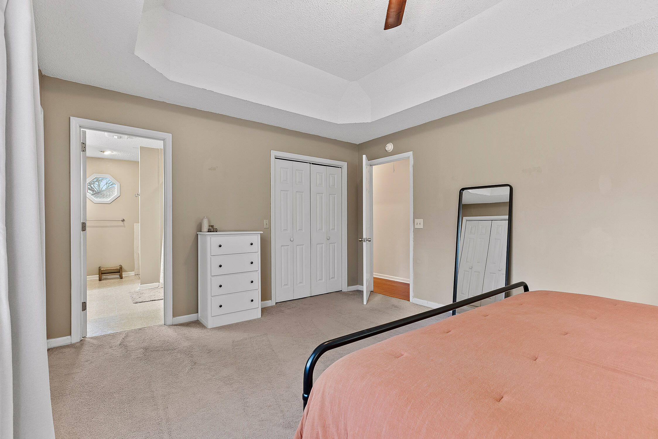 Chattanooga, Tennessee 37421, United States, 4 Bedrooms Bedrooms, ,3 BathroomsBathrooms,Residential,Contingent,25115