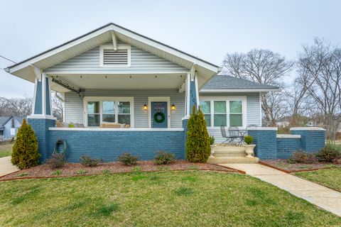 Photo of 2105 E 12th Street, Chattanooga, TN 37404 (MLS # 1528487)