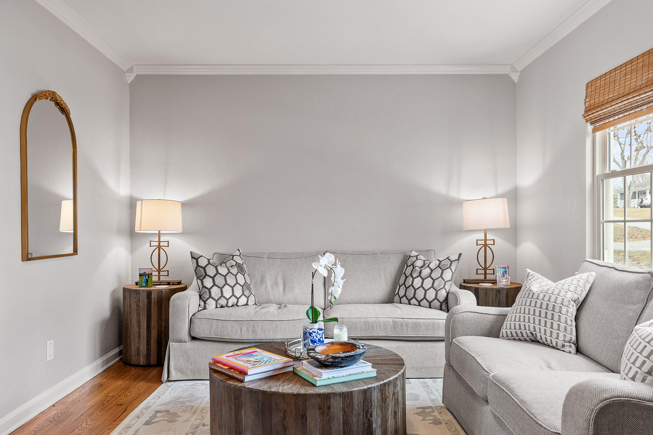 Chattanooga, Tennessee 37415, United States, 3 Bedrooms Bedrooms, ,2 BathroomsBathrooms,Residential,Contingent,19401