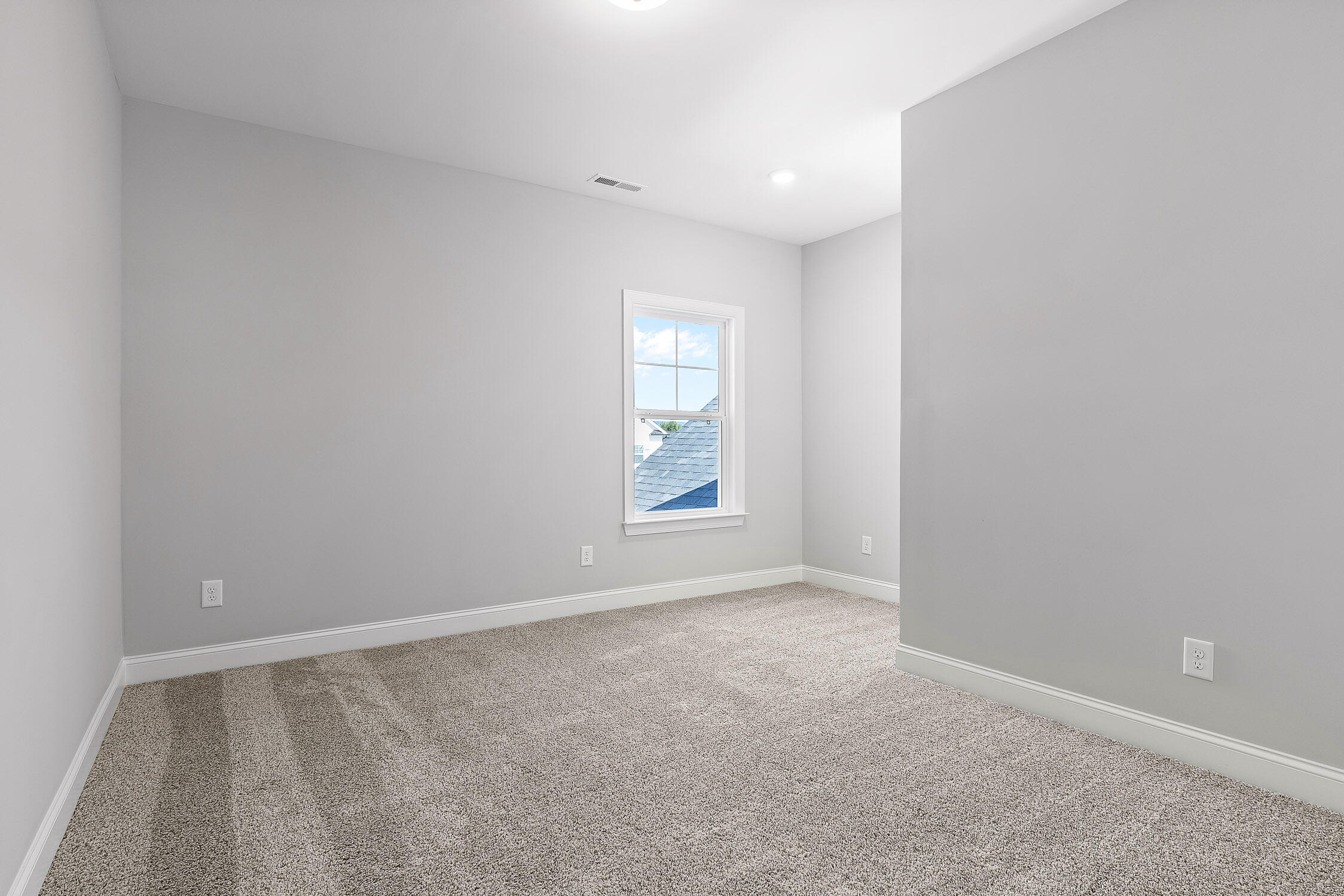 Hixson, Tennessee 37343, United States, 3 Bedrooms Bedrooms, ,3 BathroomsBathrooms,Residential,Active,26858