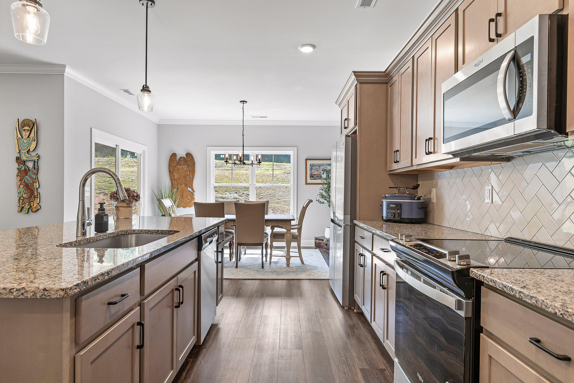 Hixson, Tennessee 37343, United States, 3 Bedrooms Bedrooms, ,3 BathroomsBathrooms,Residential,Active,26858