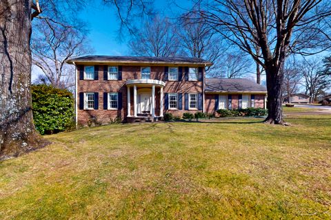 Photo of 4709 Ridge Crest Road, Hixson, TN 37343 (MLS # 1527845)