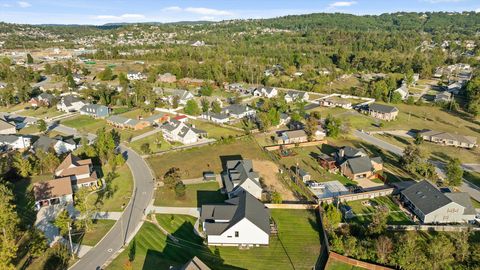 Tiny photo for 2208 Launcelot Road, Chattanooga, TN 37421 (MLS # 1522088)