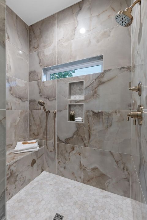 Tiny photo for 2208 Launcelot Road, Chattanooga, TN 37421 (MLS # 1522088)