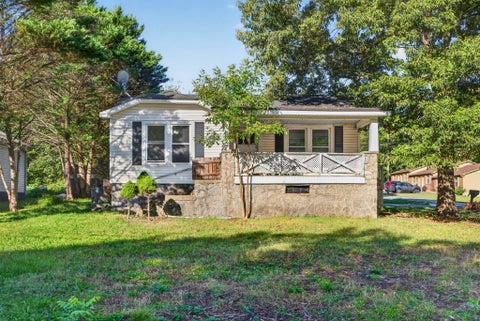 Photo of 448 W State Line Road, Rossville, GA 30741 (MLS # 1543635)