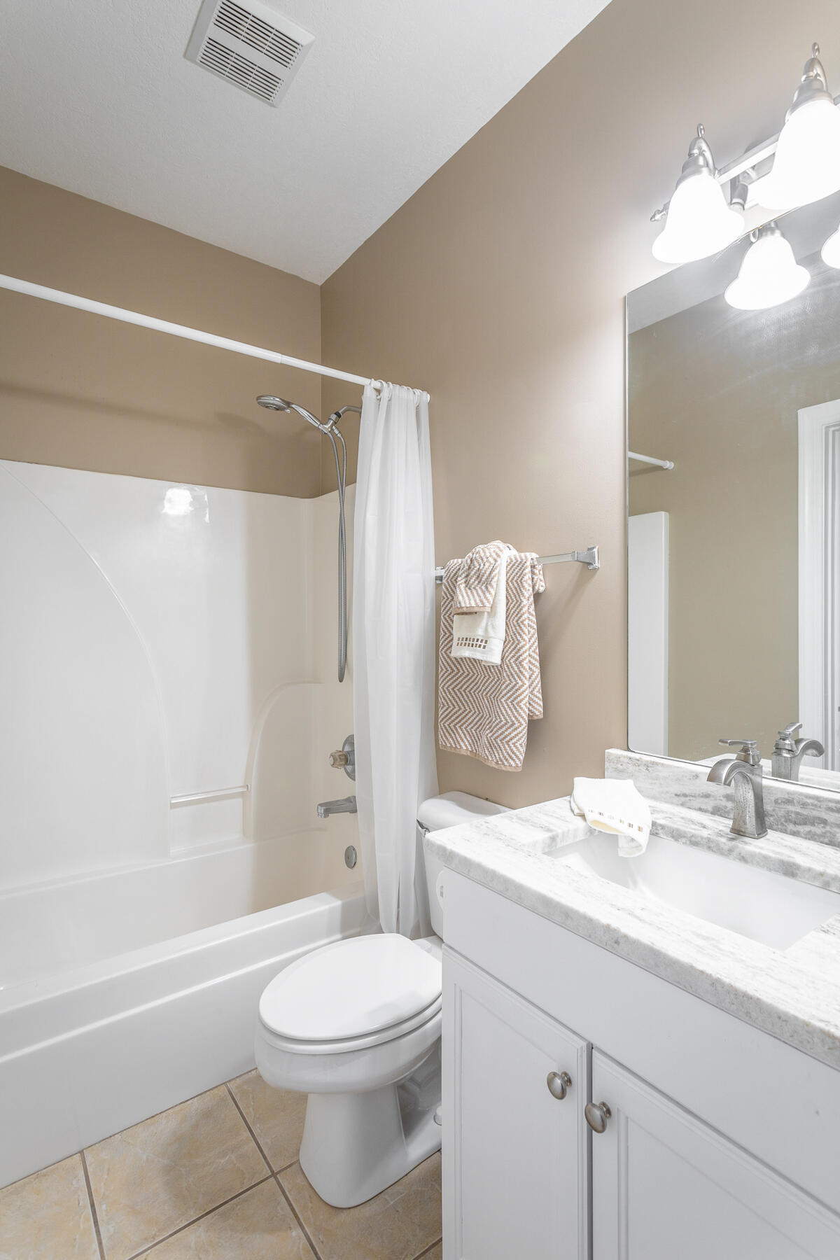 8415 Streamside Drive, Ooltewah, Tennessee image 37