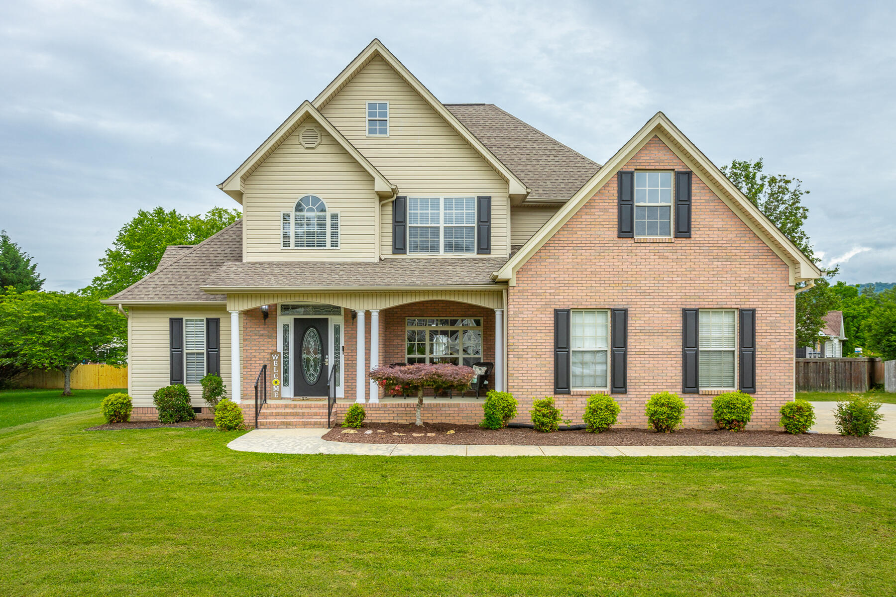 8415 Streamside Drive, Ooltewah, Tennessee image 1