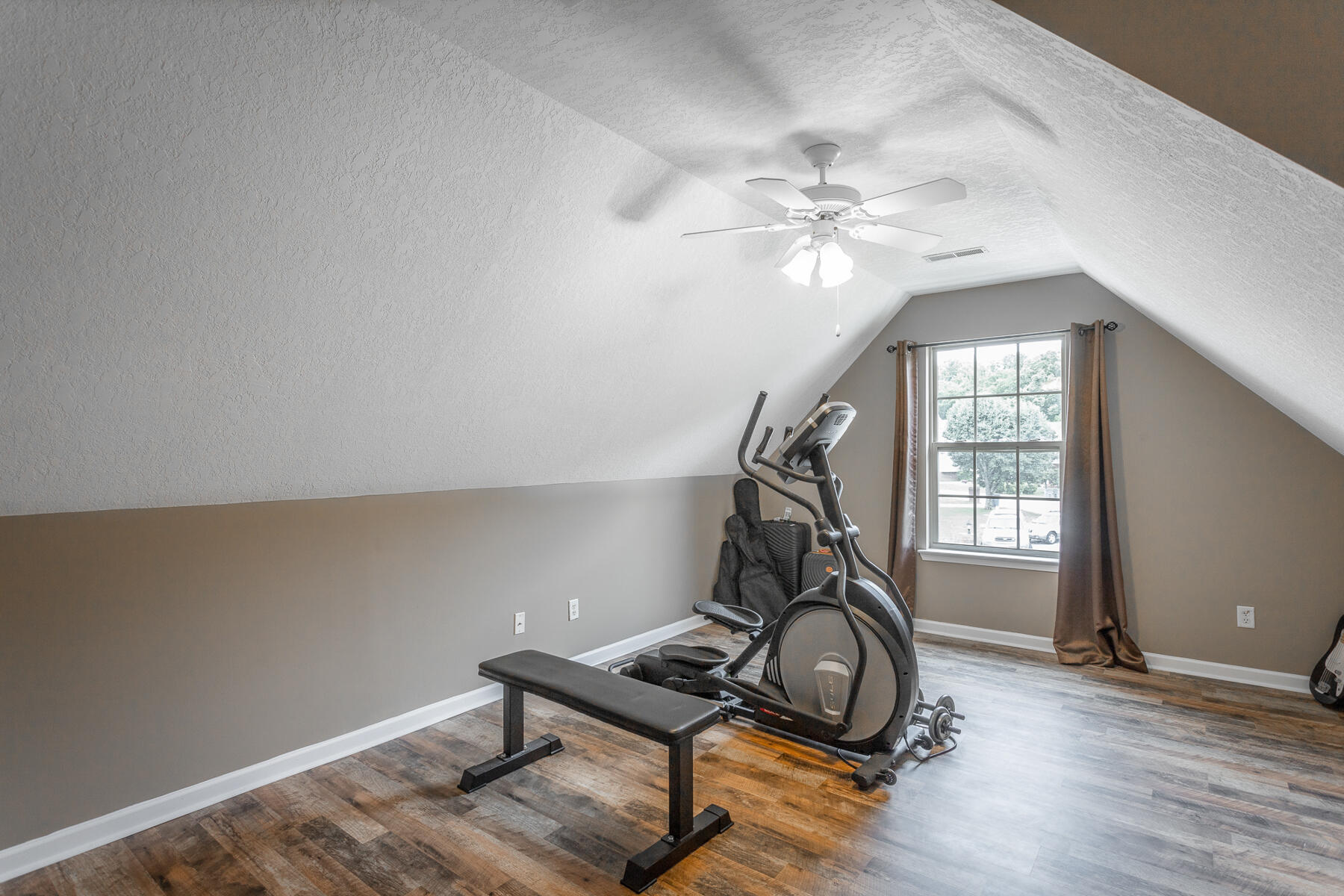 8415 Streamside Drive, Ooltewah, Tennessee image 44